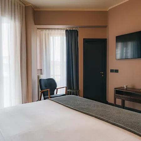 C-hotels Diplomat Hotel