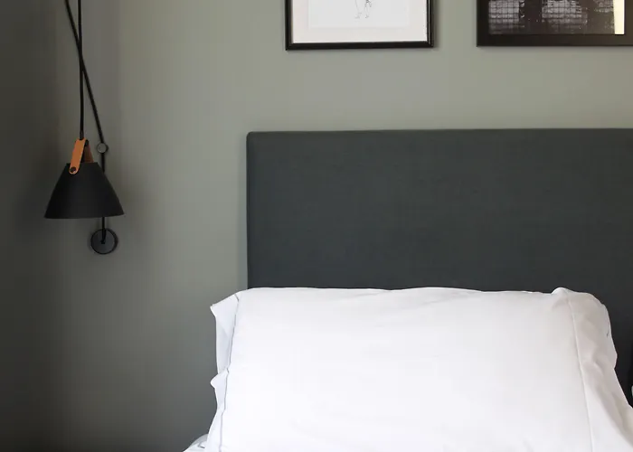 C-外交官酒店 4*